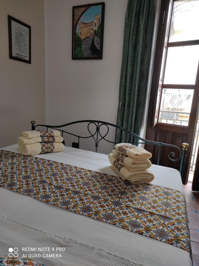 B&B Il Padrino Savoca Luaran gambar