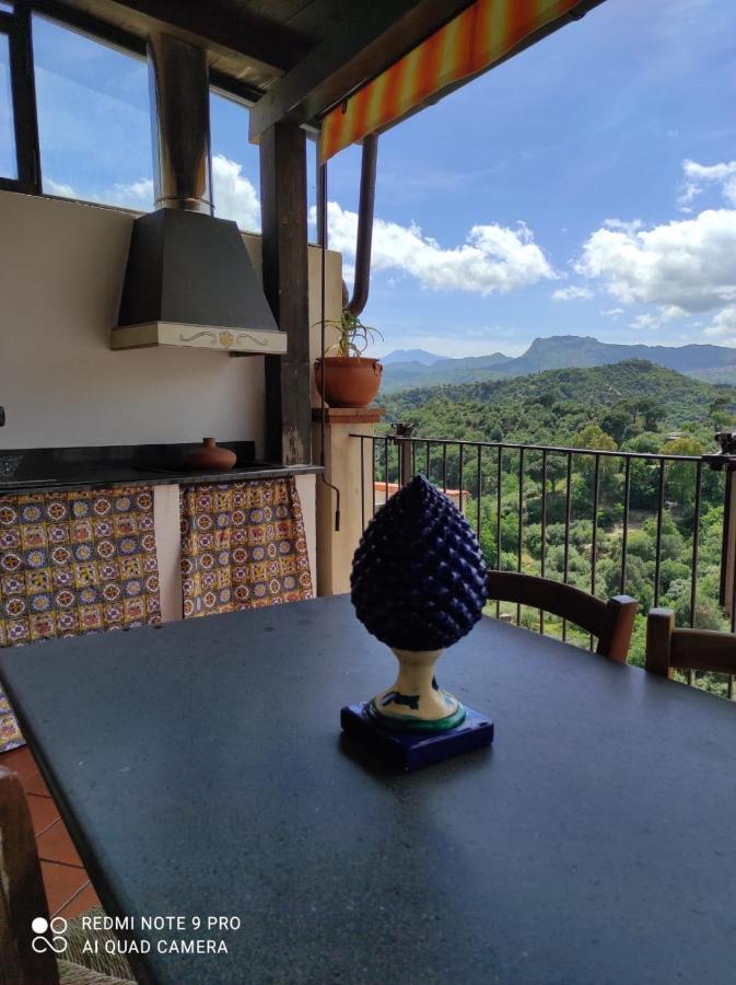 B&B Il Padrino Savoca Luaran gambar