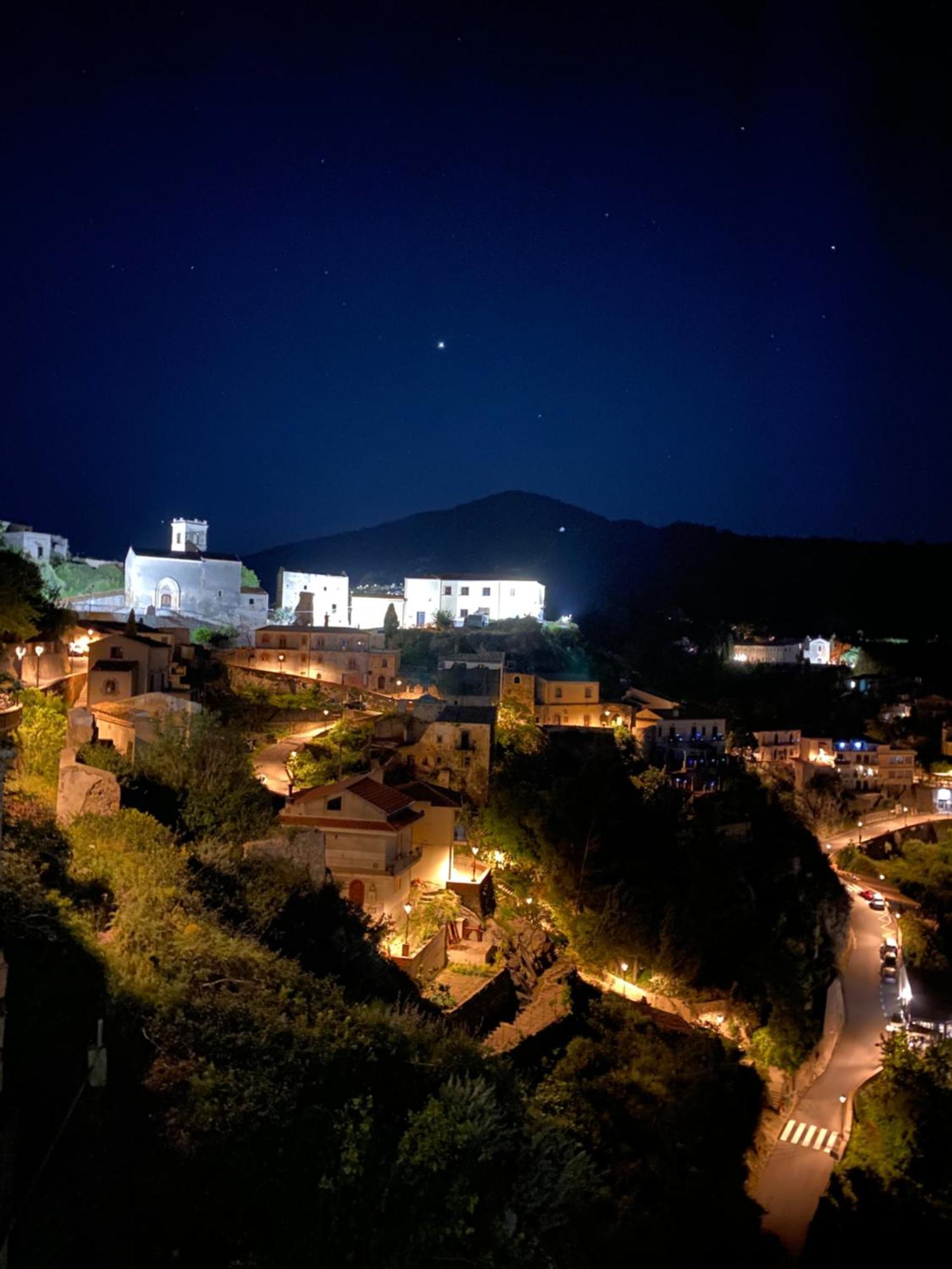 B&B Il Padrino Savoca Luaran gambar
