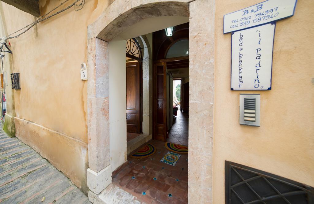 B&B Il Padrino Savoca Bilik gambar