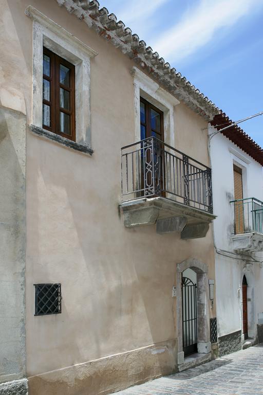 B&B Il Padrino Savoca Luaran gambar