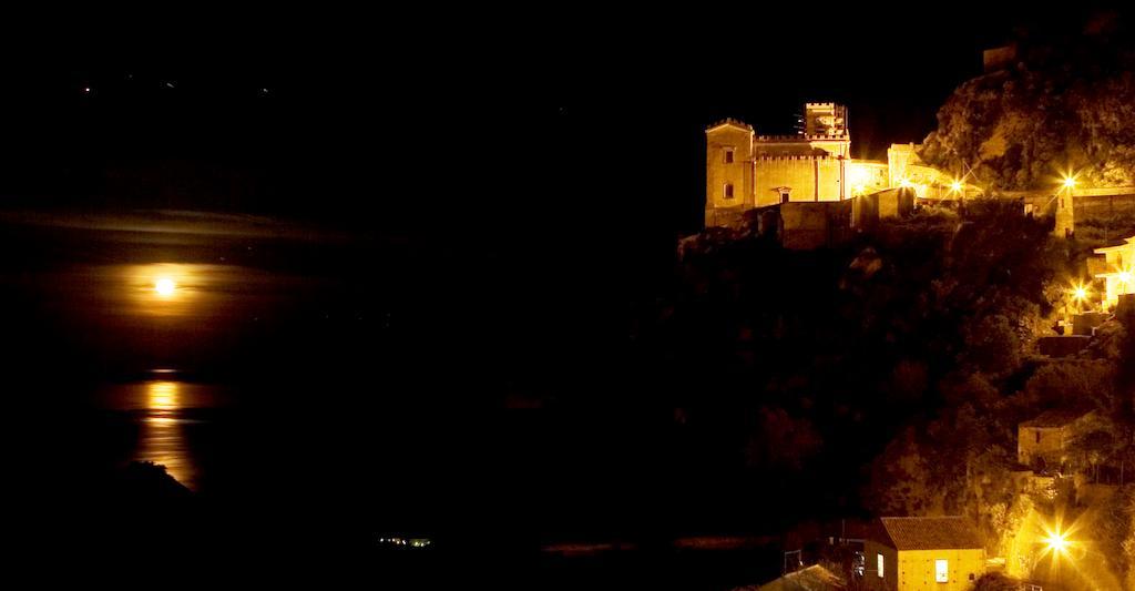 B&B Il Padrino Savoca Luaran gambar